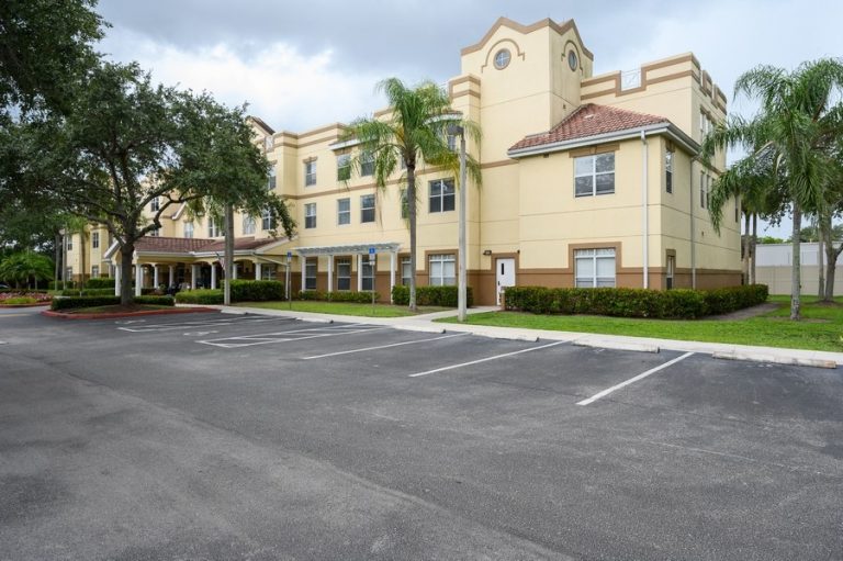 Capital Square 1031 Buys Foxwood Village Manufactured Housing Community in Lakeland, Florida